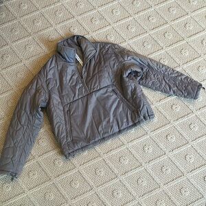 EUC Lululemon half-zip pull over jacket